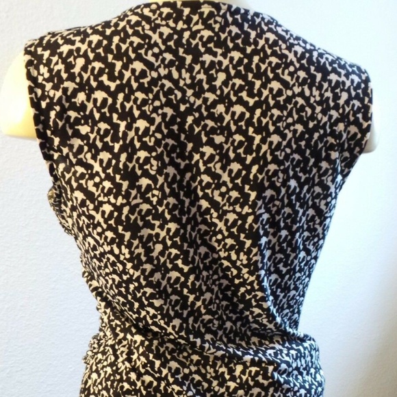 Nine West women's ruffled sleeveless Top L - Picture 6 of 8